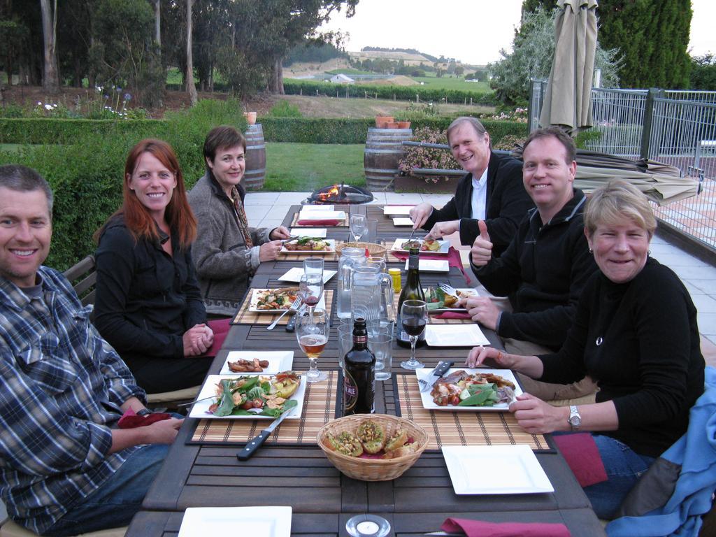 Ugbrooke Country Estate Hotel Lower Dashwood Bagian luar foto
