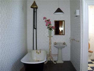 Ugbrooke Country Estate Hotel Lower Dashwood Bagian luar foto